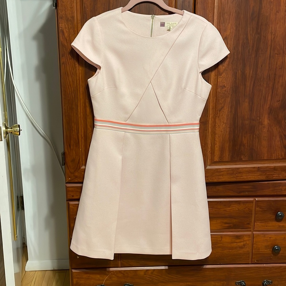 Ted Baker brand new pink dress in size 3